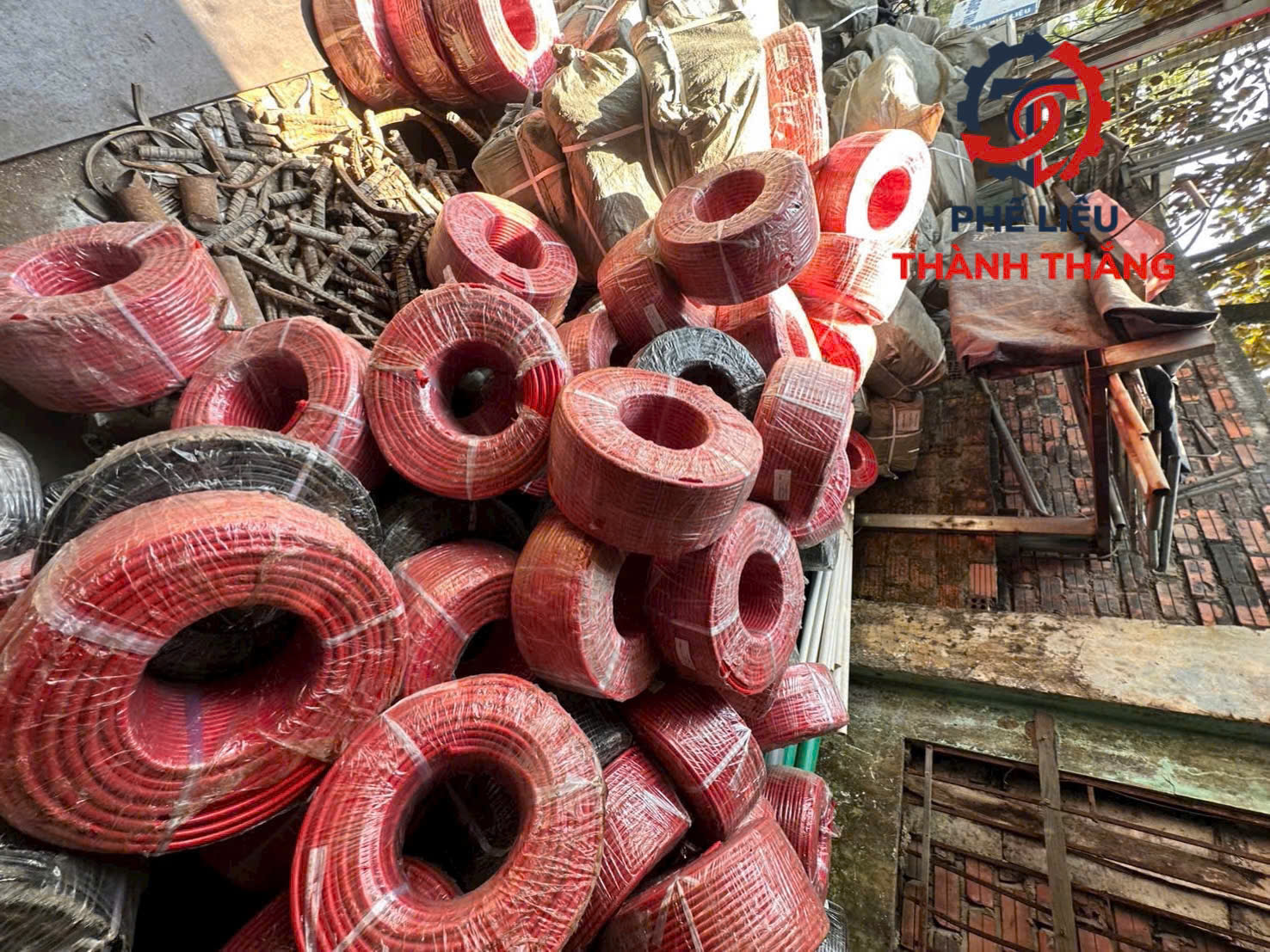 Thu mua dây điện cũ