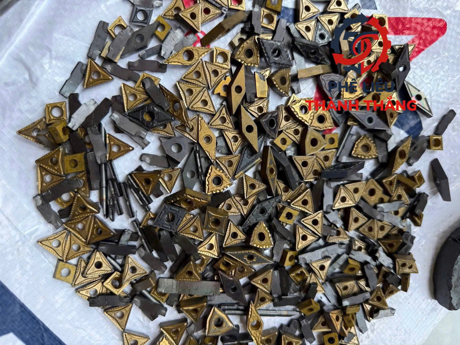 Thu mua phế liệu hợp kim giá cao 