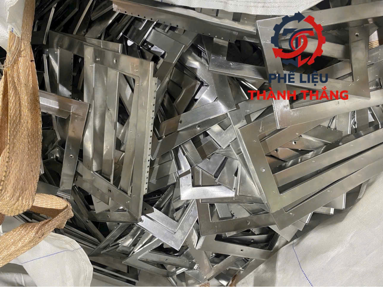 Thu mua phế liệu Inox giá cao